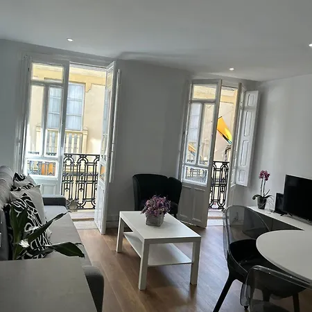 Adiva Apartment